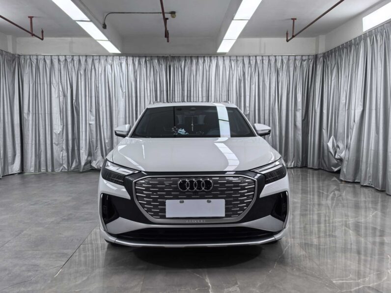 Audi Q4 e-tron 2024 40 e-tron Pioneer Edition