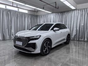 Audi Q4 e-tron 2024 40 e-tron Pioneer Edition