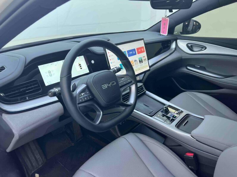 BYD Seal 07 2025 Smart Driving Edition DM-i 1.5L 125km Luxury Model