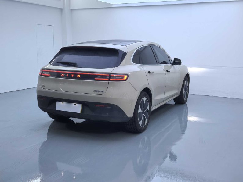 AITO 2022 M5 EV Standard Edition