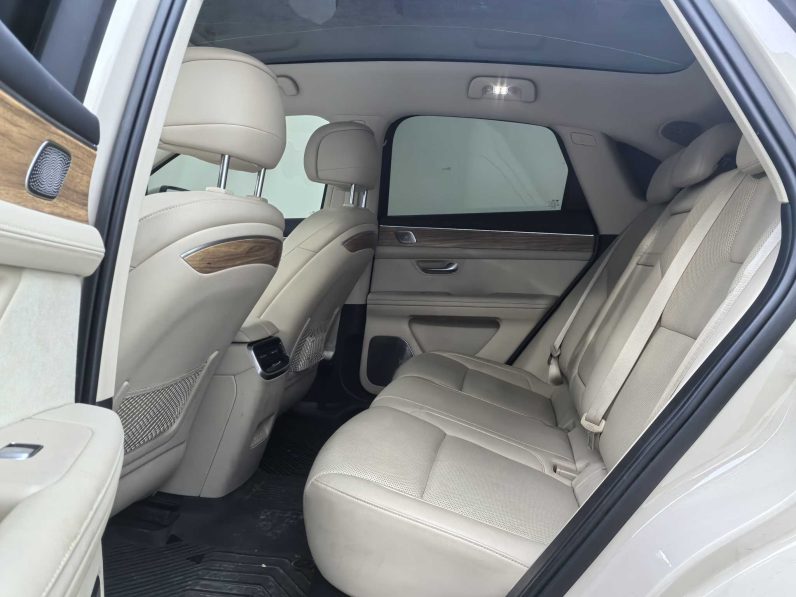 AITO 2022 M5 EV Standard Edition