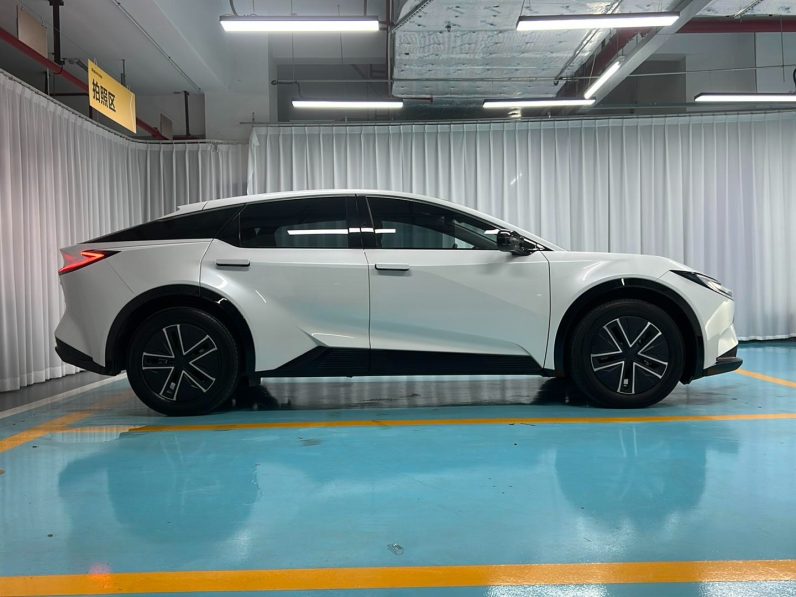 Toyota 2026 bZ5 550 JOY