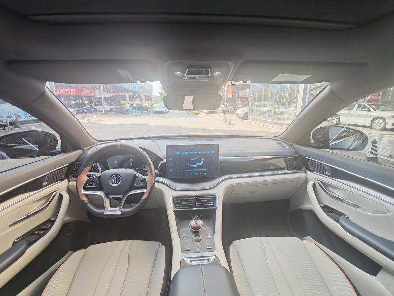 BYD 2021 Song PLUS DM DM-i 110KM 2WD Flagship PLUS