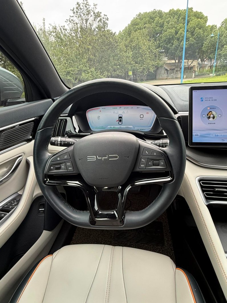 BYD 2024 Song PLUS EV Honor 520KM Luxury