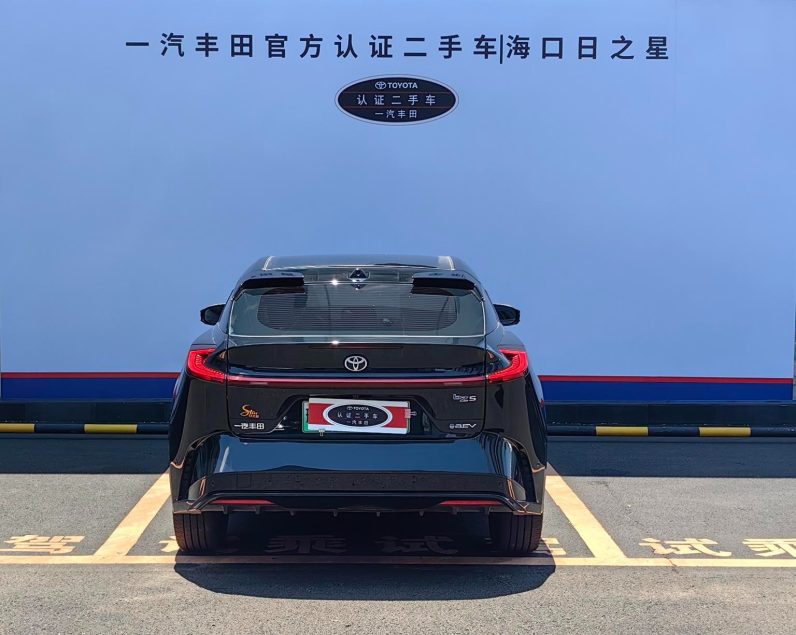 Toyota 2025 bZ5 550 PRO