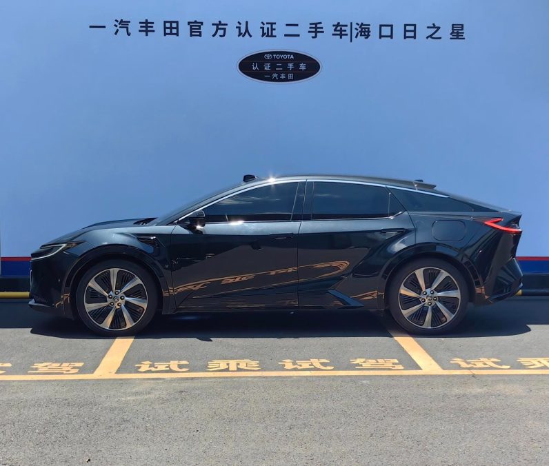 Toyota 2025 bZ5 550 PRO