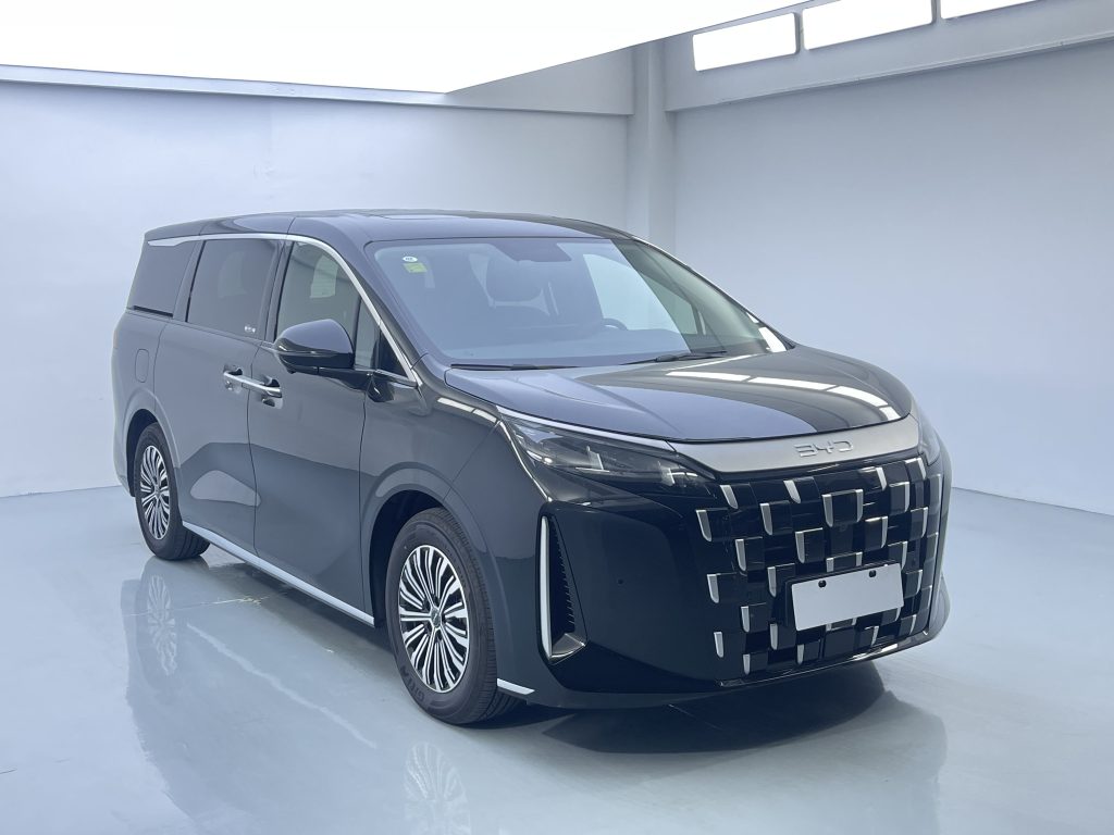 BYD 2025 M9 1060 Navigator