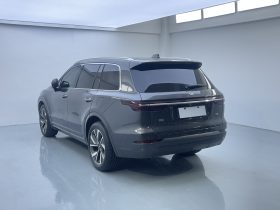 Li Auto 2021 ONE Range Extender 6-Seater