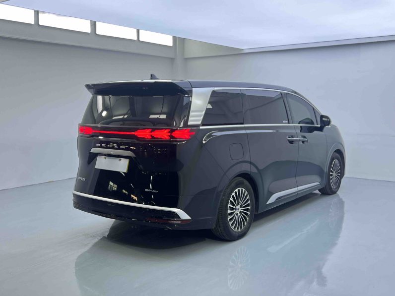 Denza 2023 D9 DM-i 970 AWD Flagship