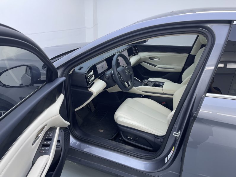 BYD 2025 Qin L DM-i 120KM