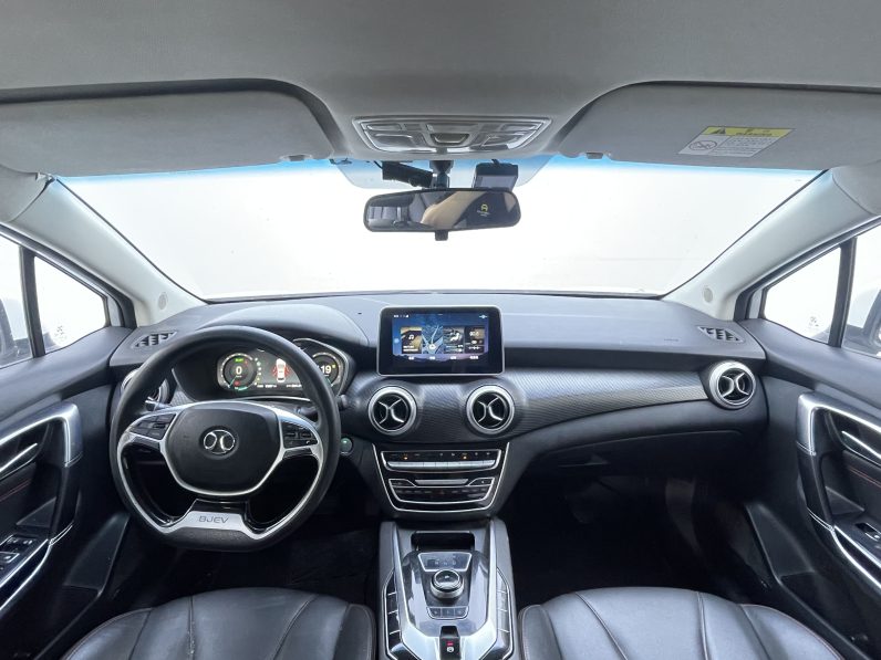 BAIC 2021 EU5 R500 Zhifeng Edition
