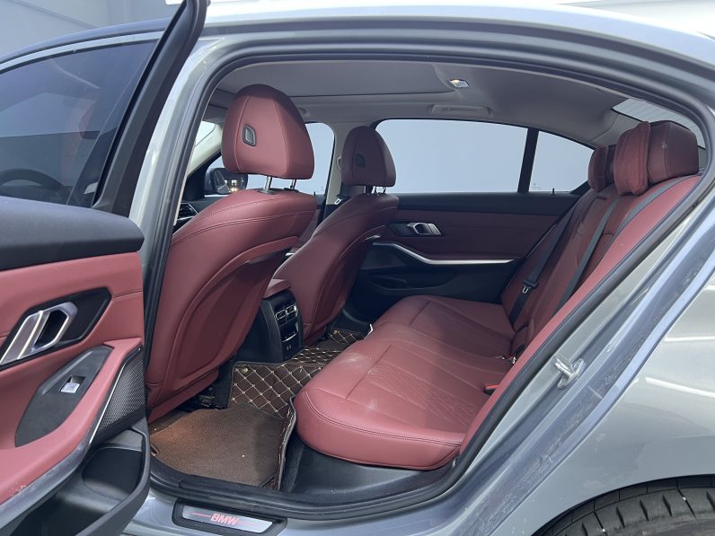 BMW 2023 i3 eDrive 35 L