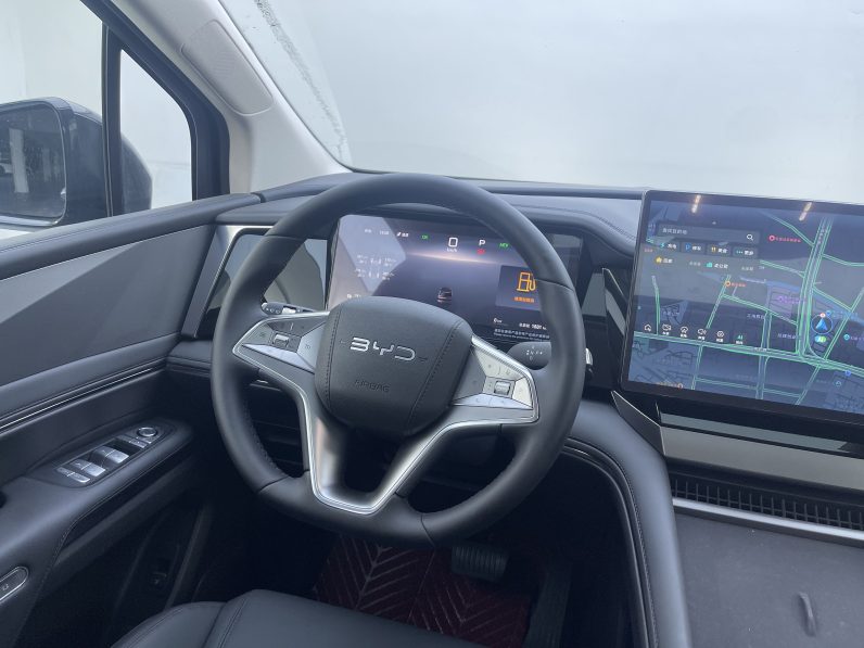 BYD 2025 M9 1060 Navigator
