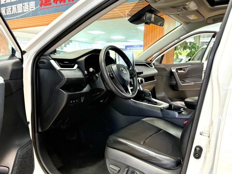 Toyota 2022 RAV4 2.0L CVT 2WD Fashion