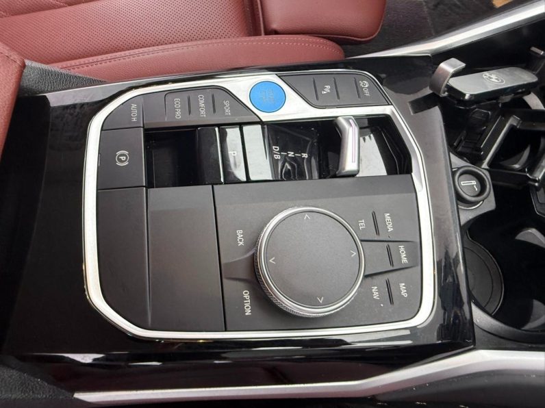 BMW 2024 i3 eDrive35L