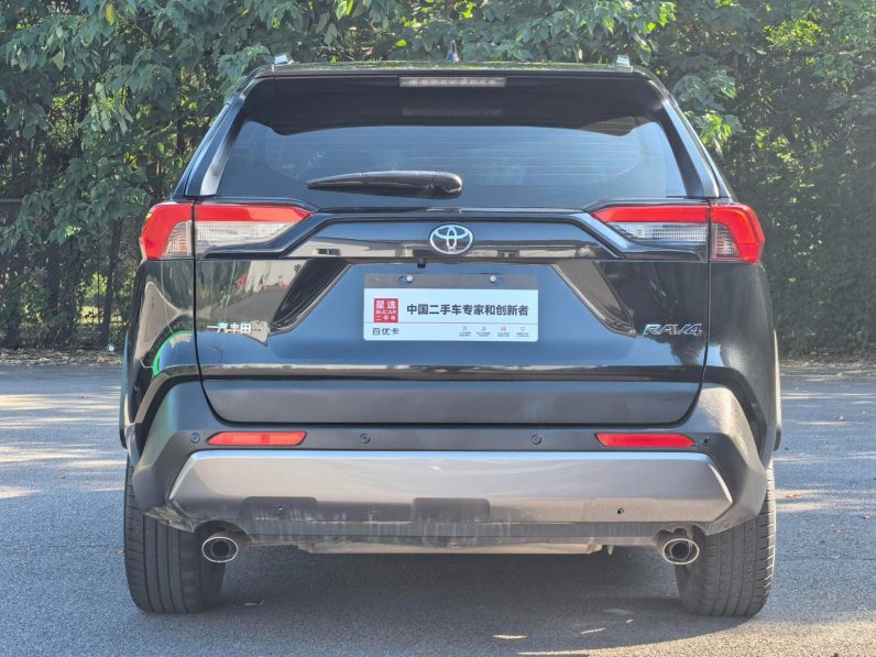 Toyota 2020 RAV4 2.0L 2WD Fashion