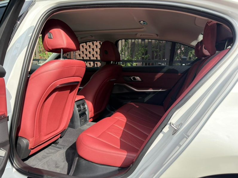 BMW 2022 i3 eDrive35L