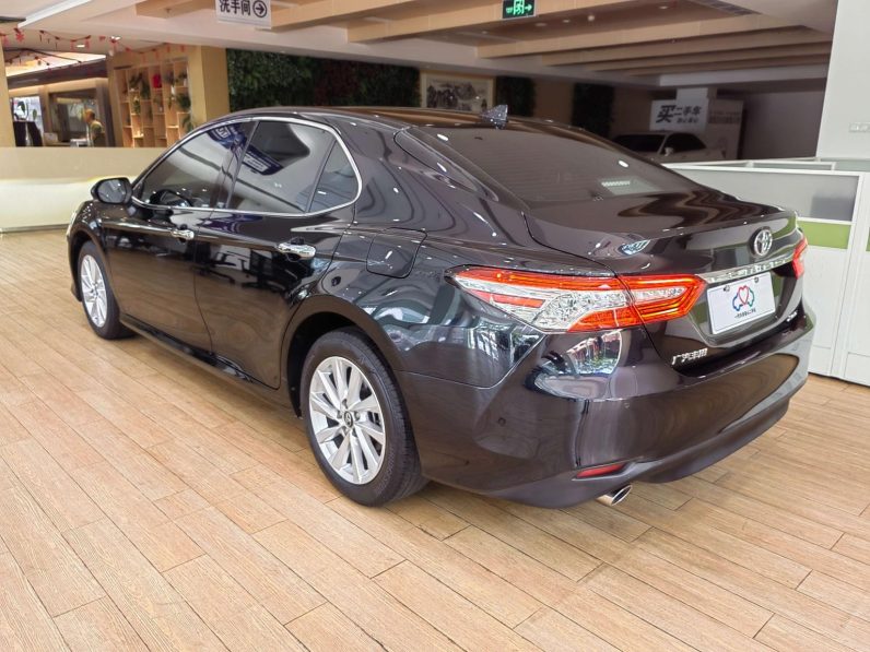 Toyota 2022 Camry 2.0G Luxury