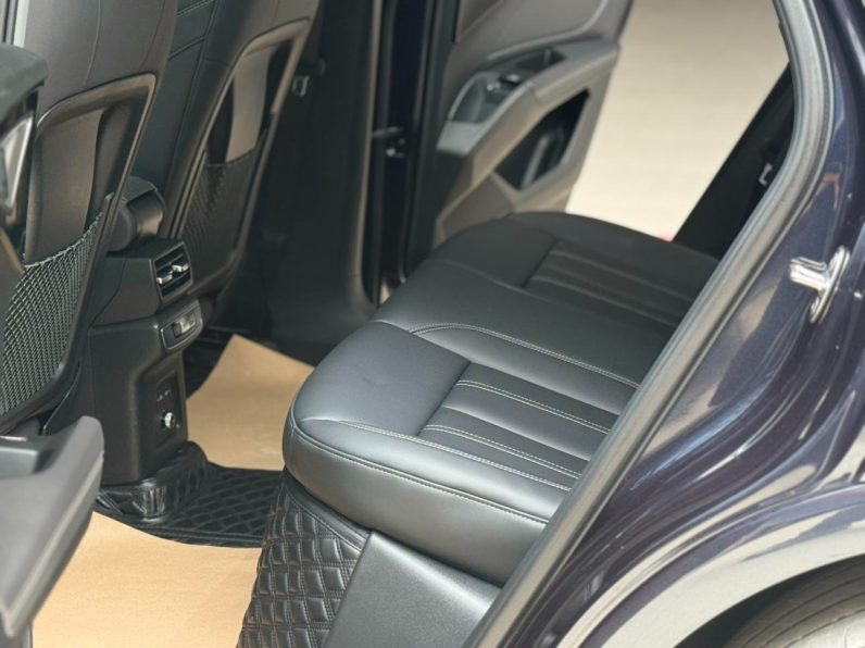 Audi 2024 Q4 e‑tron 40 e‑tron Travel Edition