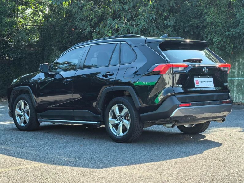 Toyota 2020 RAV4 2.0L 2WD Fashion