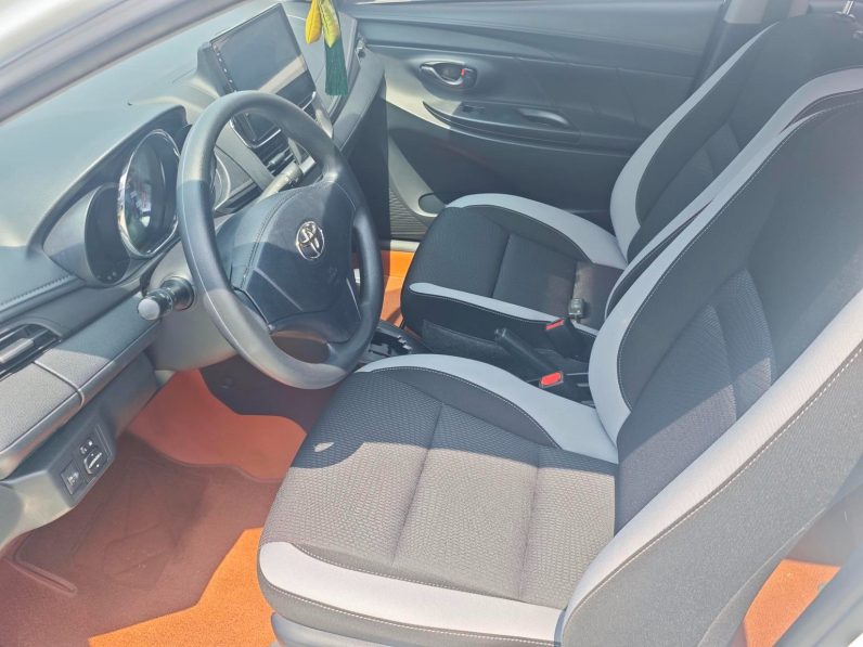 Toyota 2021 YARIS L 1.5L CVT Leading