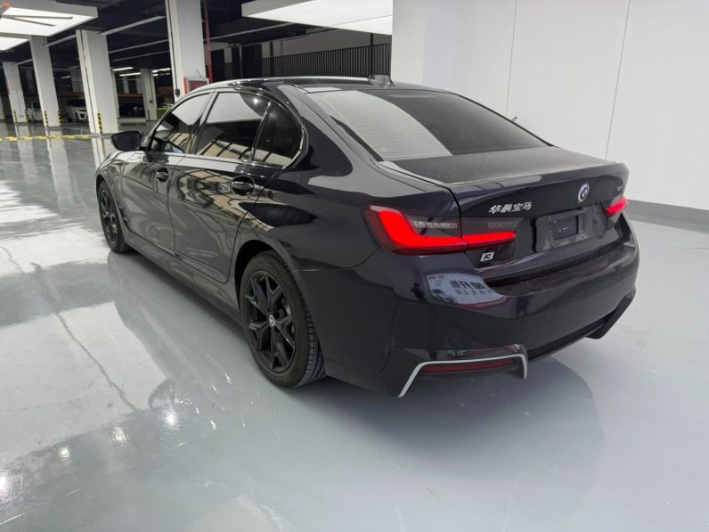 BMW 2024 i3 eDrive35L