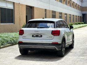 Audi 2021 Q2L e‑tron Pure EV Premium