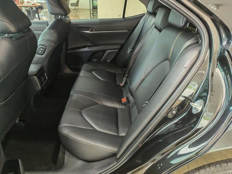 Toyota 2022 Camry 2.0G Luxury