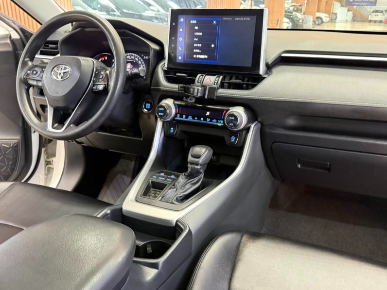 Toyota 2022 RAV4 2.0L CVT 2WD Fashion
