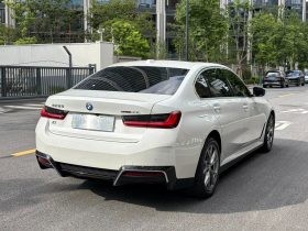 BMW 2022 i3 eDrive35L