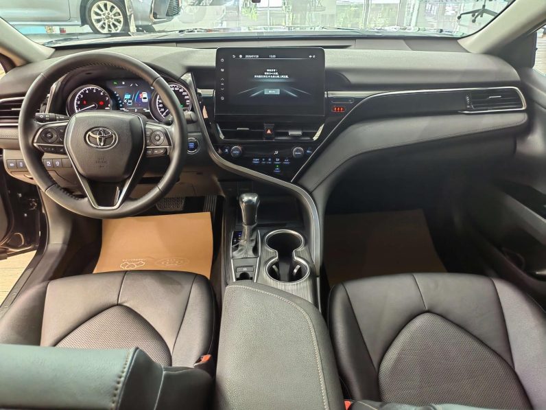 Toyota 2022 Camry 2.0G Luxury