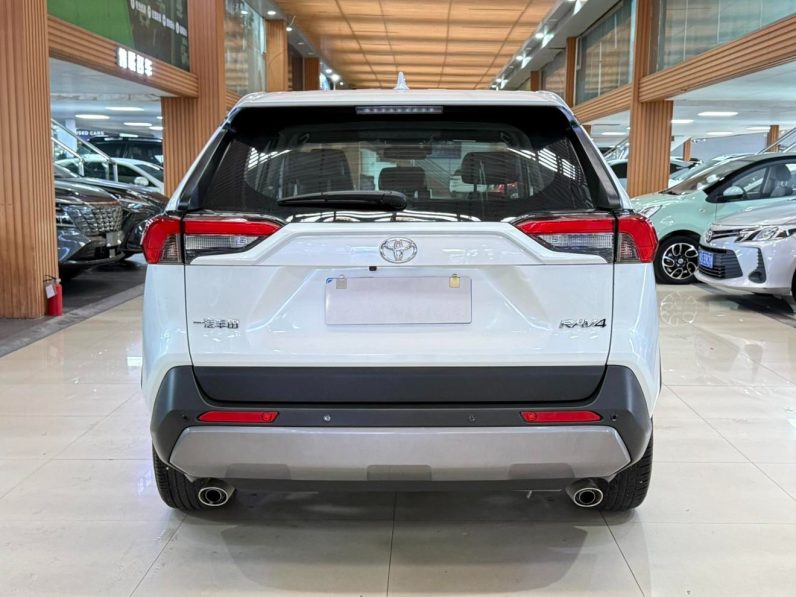 Toyota 2022 RAV4 2.0L CVT 2WD Fashion