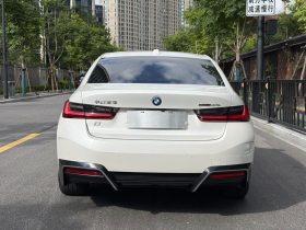 BMW 2022 i3 eDrive35L