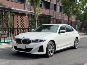 BMW 2022 i3 eDrive35L