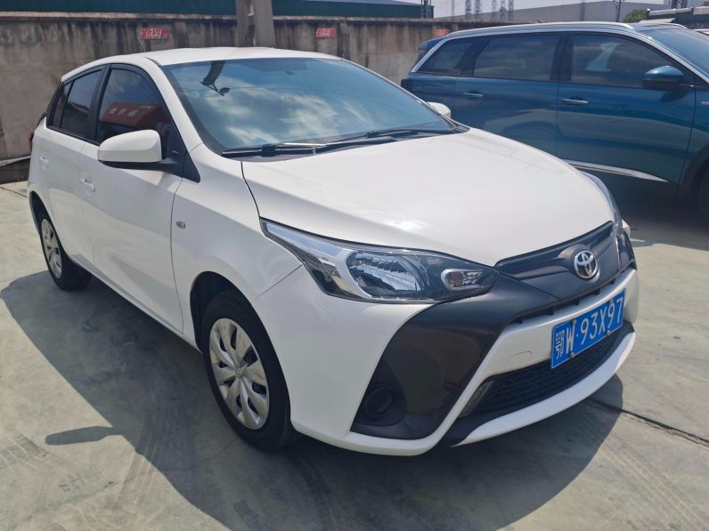 Toyota 2021 YARIS L 1.5L CVT Leading