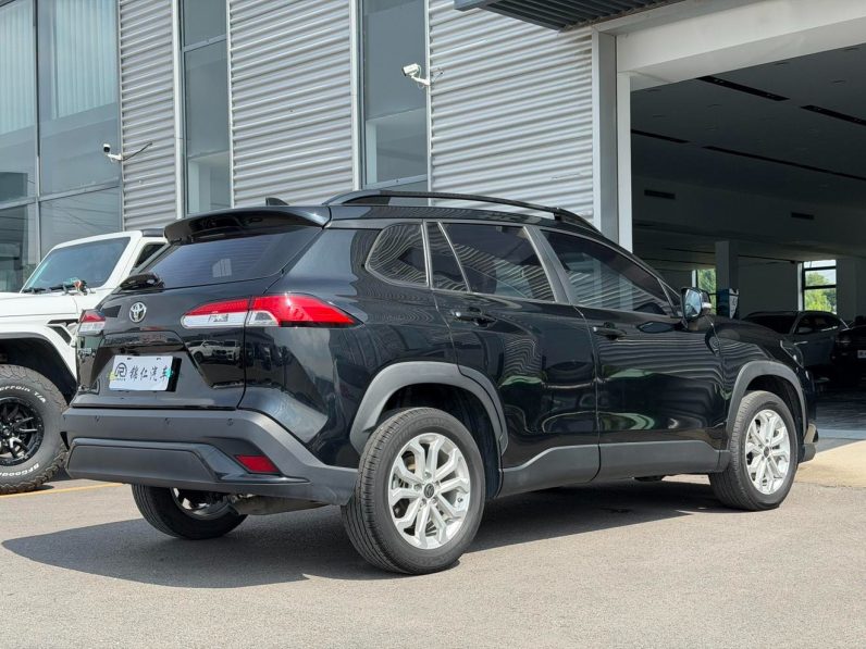 Toyota 2023 Frontlander 2.0L CVT Leading