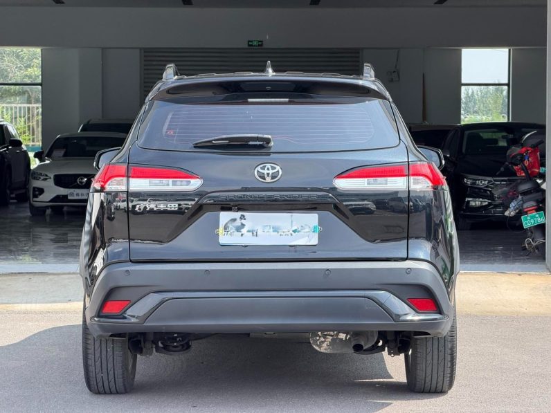 Toyota 2023 Frontlander 2.0L CVT Leading