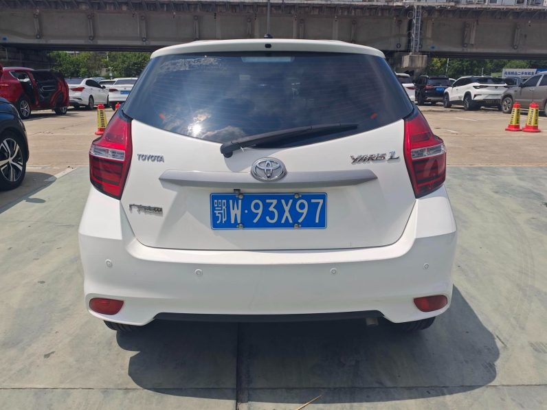Toyota 2021 YARIS L 1.5L CVT Leading