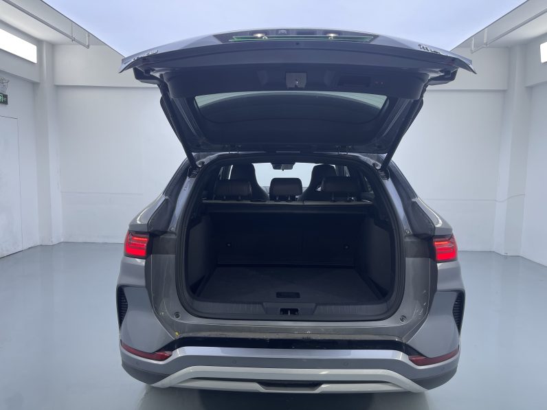 BYD 2025 Song PLUS EV – 520KM Luxury Version