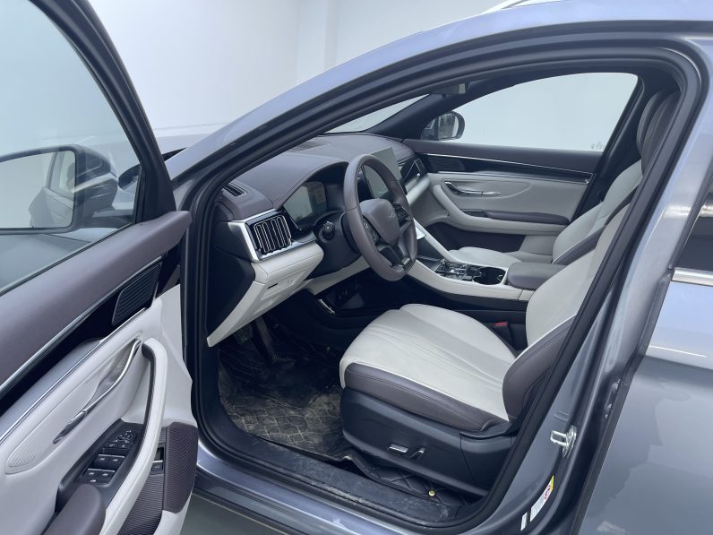 BYD 2025 Song PLUS EV – 520KM Luxury Version